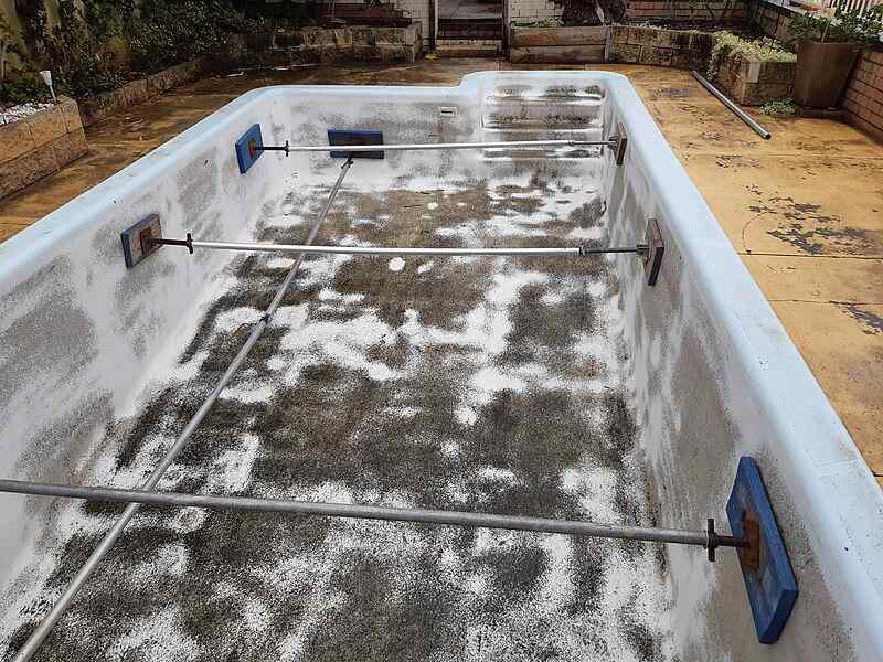 Swimming_pool_repair_services